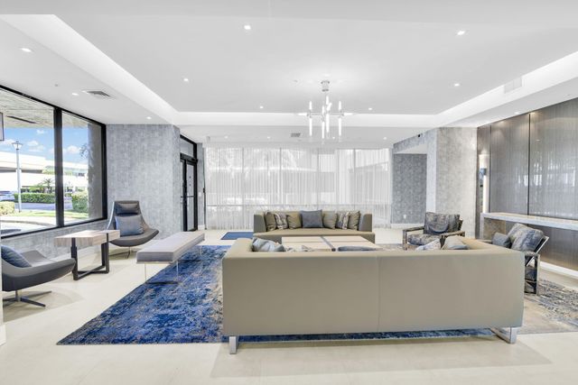 899 Jeffery St 701, Boca Raton, FL 33487