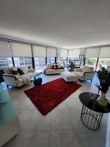 899 Jeffery St 701, Boca Raton, FL 33487