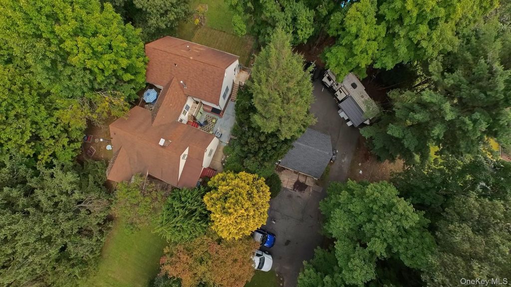 586 Union Road, Spring Valley, NY 10977 — exterior