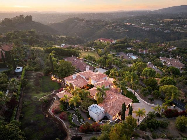18136 Via Ascenso, Rancho Santa Fe, CA 92067