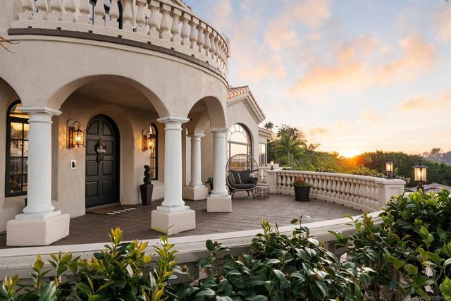 18136 Via Ascenso, Rancho Santa Fe, CA 92067