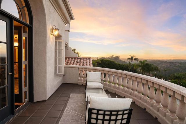 18136 Via Ascenso, Rancho Santa Fe, CA 92067
