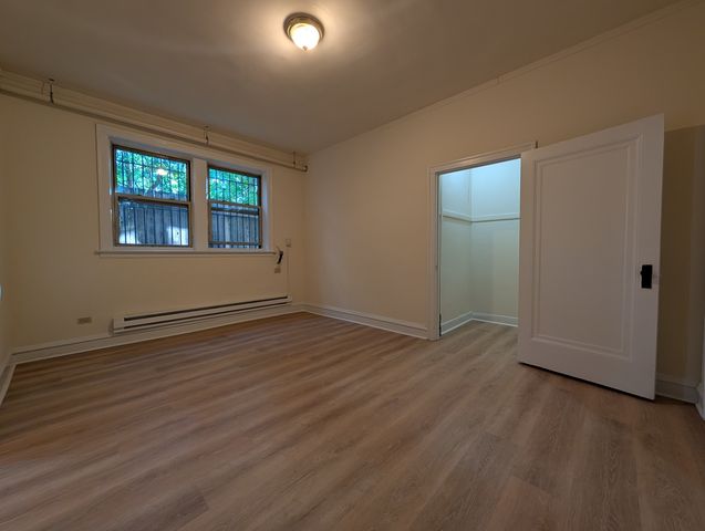 2536 N Sawyer Avenue 105, Chicago, IL 60647