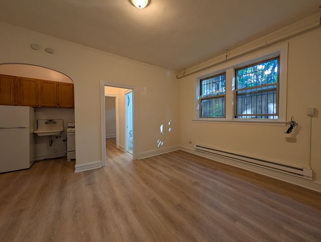 2536 N Sawyer Avenue 105, Chicago, IL 60647