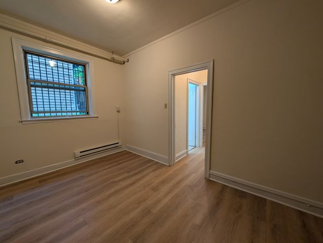 2536 N Sawyer Avenue 105, Chicago, IL 60647