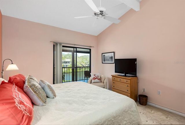 1519 PELICAN POINT DRIVE 292, Sarasota, FL 34231