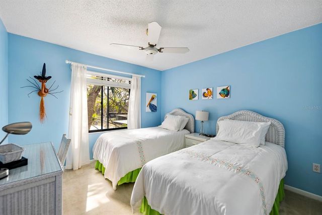1519 PELICAN POINT DRIVE 292, Sarasota, FL 34231
