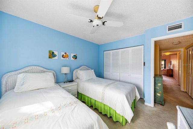 1519 PELICAN POINT DRIVE 292, Sarasota, FL 34231
