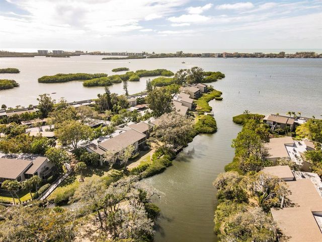 1519 PELICAN POINT DRIVE 292, Sarasota, FL 34231