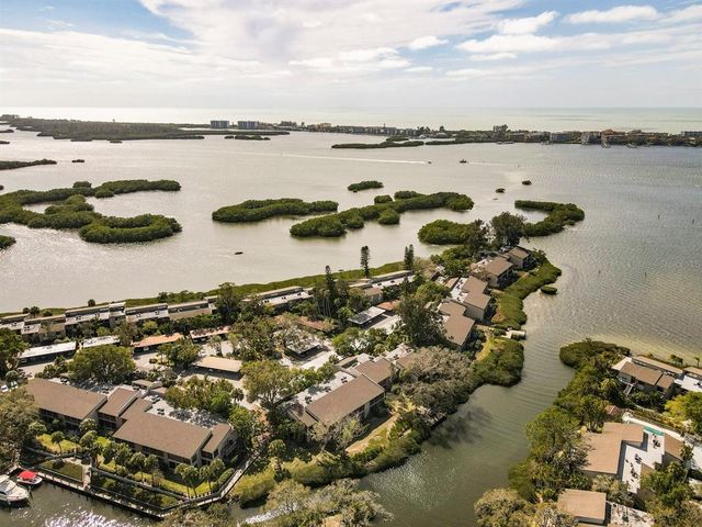 1519 PELICAN POINT DRIVE 292, Sarasota, FL 34231