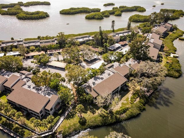 1519 PELICAN POINT DRIVE 292, Sarasota, FL 34231