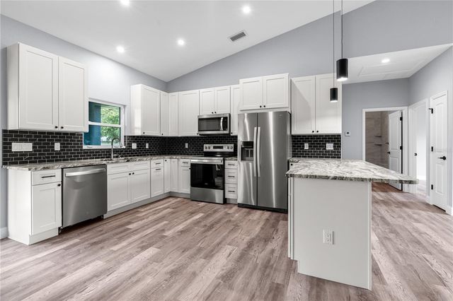 11286 NE 3RD CIRCLE, Okeechobee, FL 34972