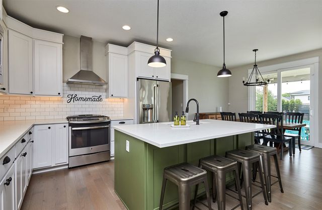 16884 Baxter Drive, Clive, IA 50325