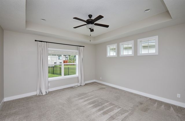 16884 Baxter Drive, Clive, IA 50325