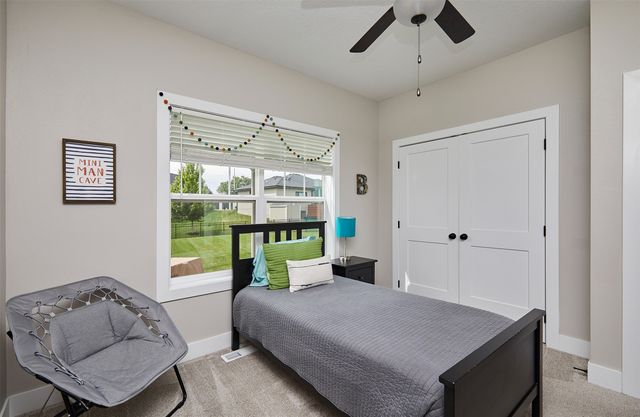 16884 Baxter Drive, Clive, IA 50325