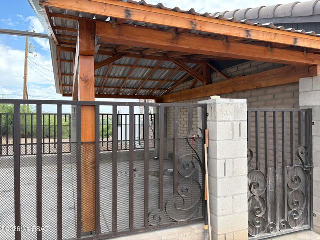 382 Camino Caballo, Rio Rico, AZ 85648