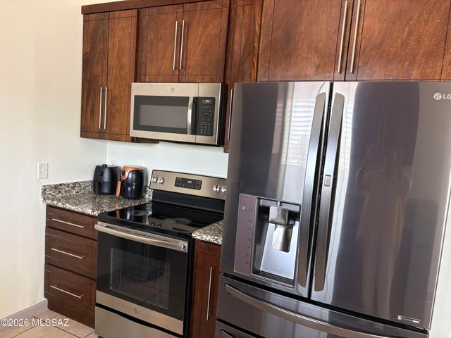 382 Camino Caballo, Rio Rico, AZ 85648