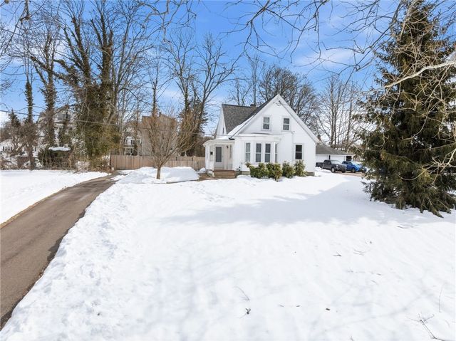 16 Spring Street, Westerly, RI 02891