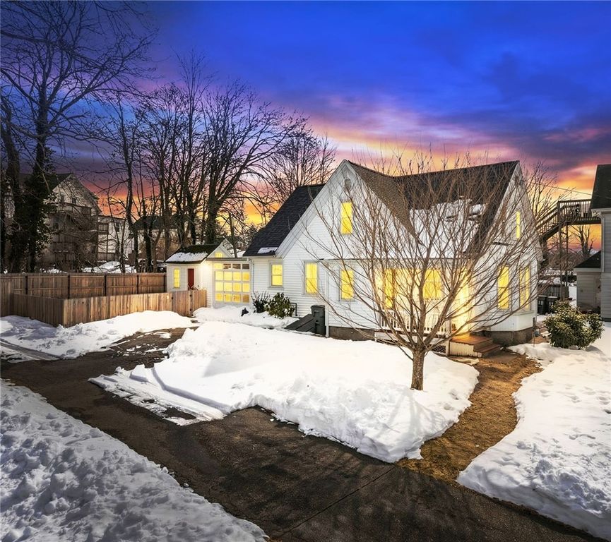 16 Spring Street, Westerly, RI 02891