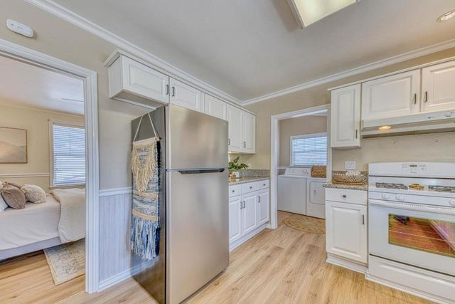 563 Pearl Street, Monterey, CA 93940