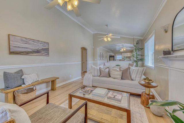 563 Pearl Street, Monterey, CA 93940