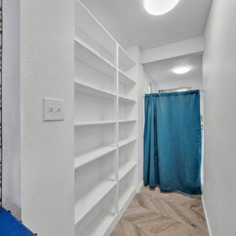 912 Hanover Street, Weatherford, TX 76086