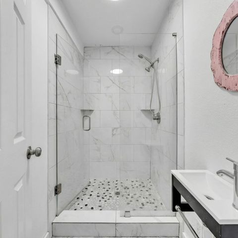 912 Hanover Street, Weatherford, TX 76086