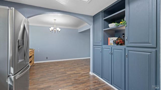 191 Bel Air Dr, Vacaville, CA 95687