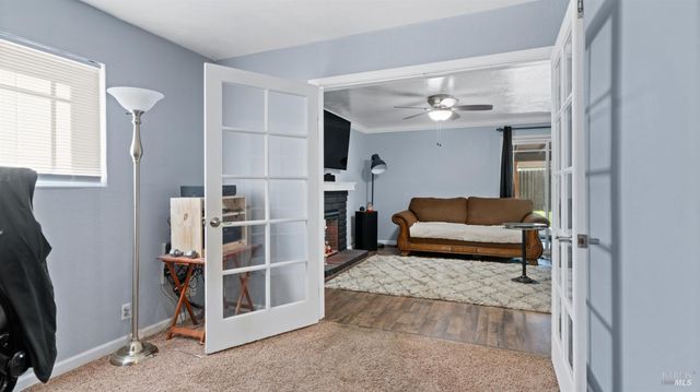 191 Bel Air Dr, Vacaville, CA 95687