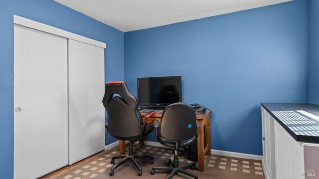 191 Bel Air Dr, Vacaville, CA 95687