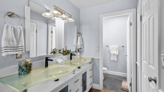 191 Bel Air Dr, Vacaville, CA 95687