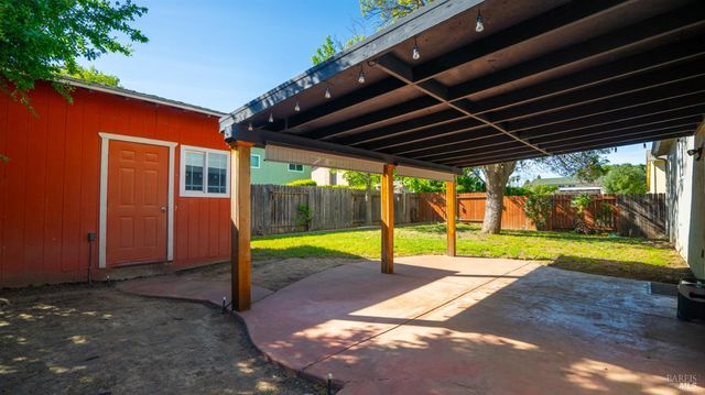 191 Bel Air Dr, Vacaville, CA 95687