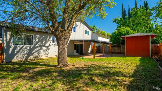 191 Bel Air Dr, Vacaville, CA 95687