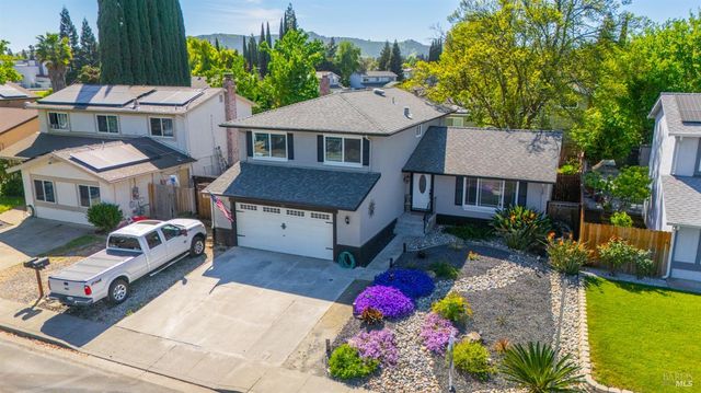 191 Bel Air Dr, Vacaville, CA 95687