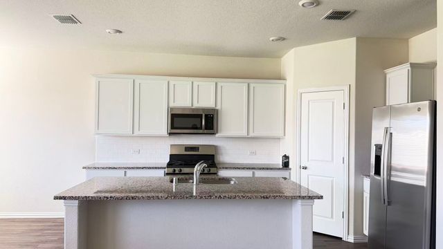 1309 Chapel Hill Drive, Anna, TX 75409