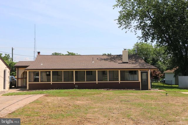 454 DUNKSFERRY RD, Bensalem, PA 19020
