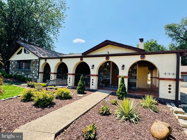 454 DUNKSFERRY RD, Bensalem, PA 19020