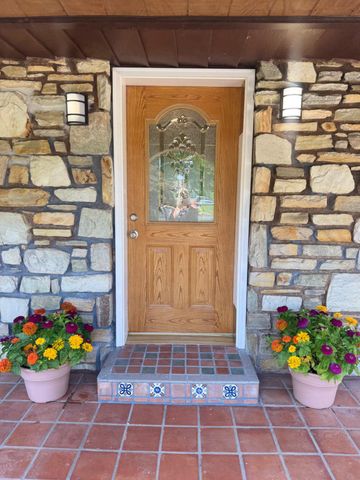 454 DUNKSFERRY RD, Bensalem, PA 19020