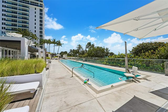 2301 Collins Avenue 522, Miami Beach, FL 33139