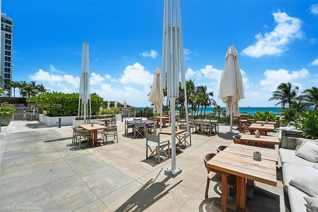 2301 Collins Avenue 522, Miami Beach, FL 33139