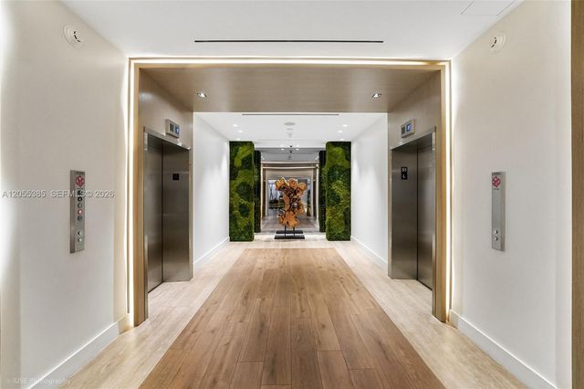 2301 Collins Avenue 522, Miami Beach, FL 33139