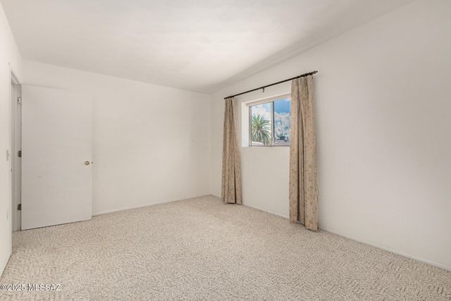 16381 S Observatory Place, Vail, AZ 85641