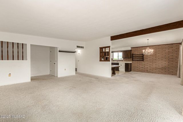 16381 S Observatory Place, Vail, AZ 85641