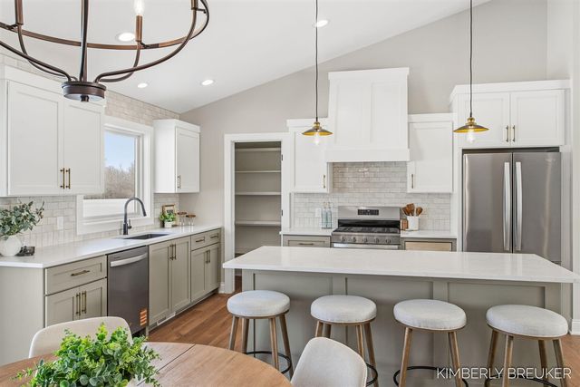 6185 Slumber Way, Allendale, MI 49401