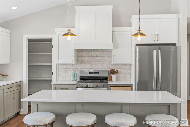 6185 Slumber Way, Allendale, MI 49401