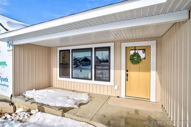 6185 Slumber Way, Allendale, MI 49401