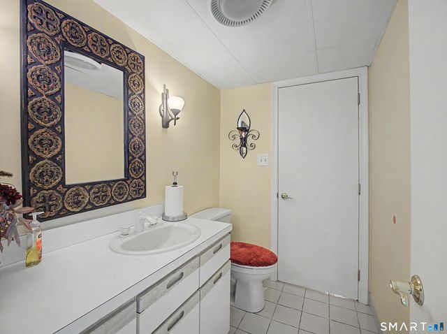 40 Ferncliff Drive, West Hartford, CT 06117