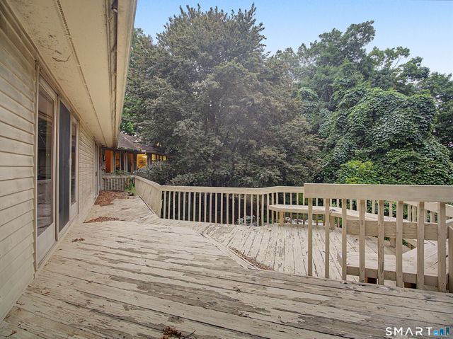40 Ferncliff Drive, West Hartford, CT 06117
