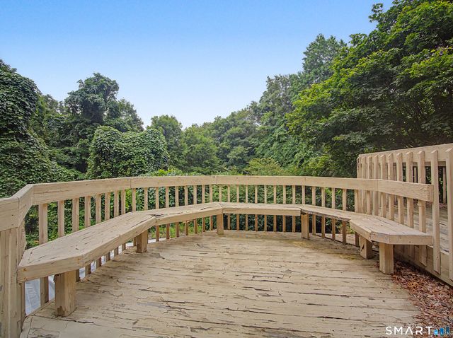 40 Ferncliff Drive, West Hartford, CT 06117