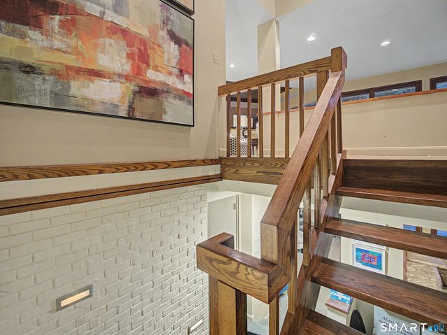 40 Ferncliff Drive, West Hartford, CT 06117